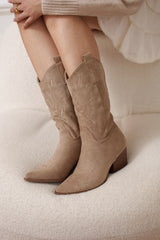 Santiags mi-hautes suédine talons blocs à broderies